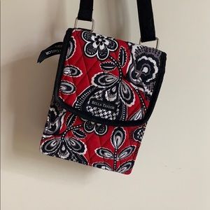 Bella Taylor cross-body